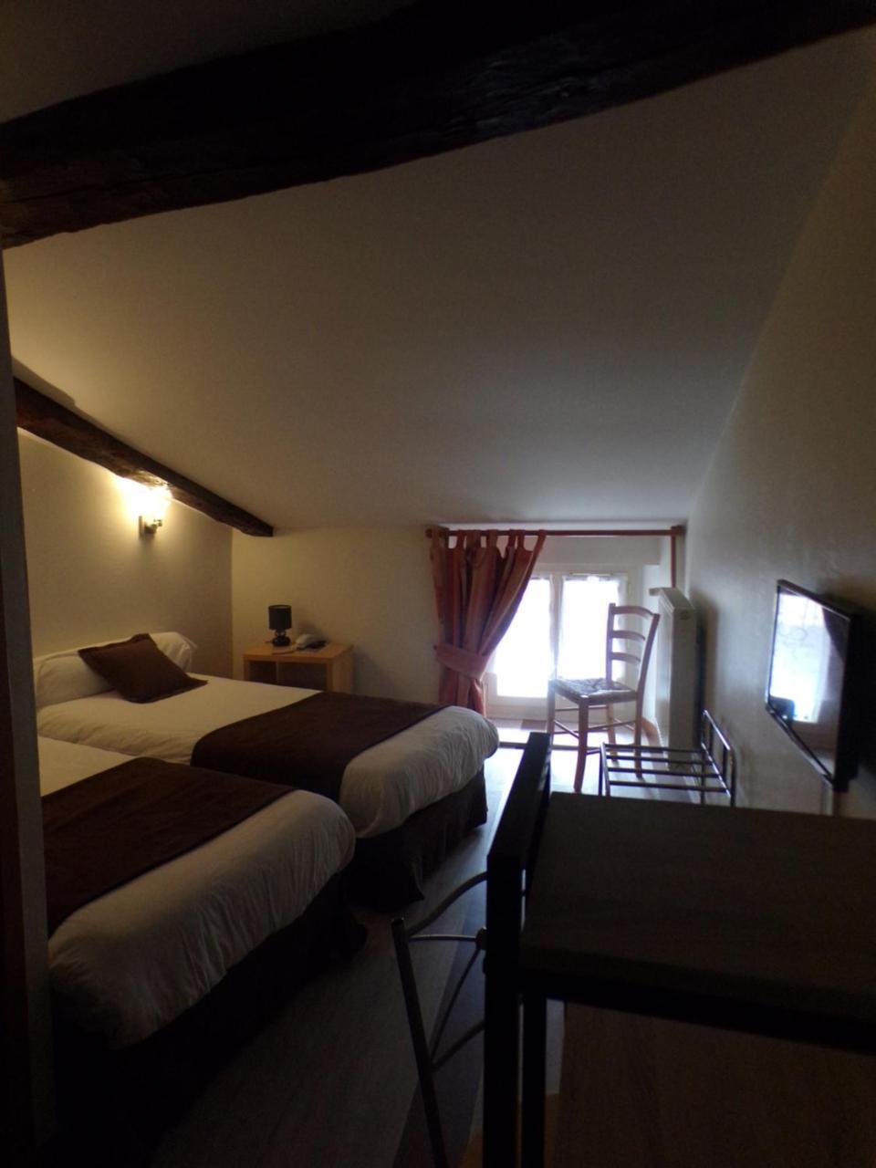 Logis Hotel De France Rochechouart Eksteriør bilde
